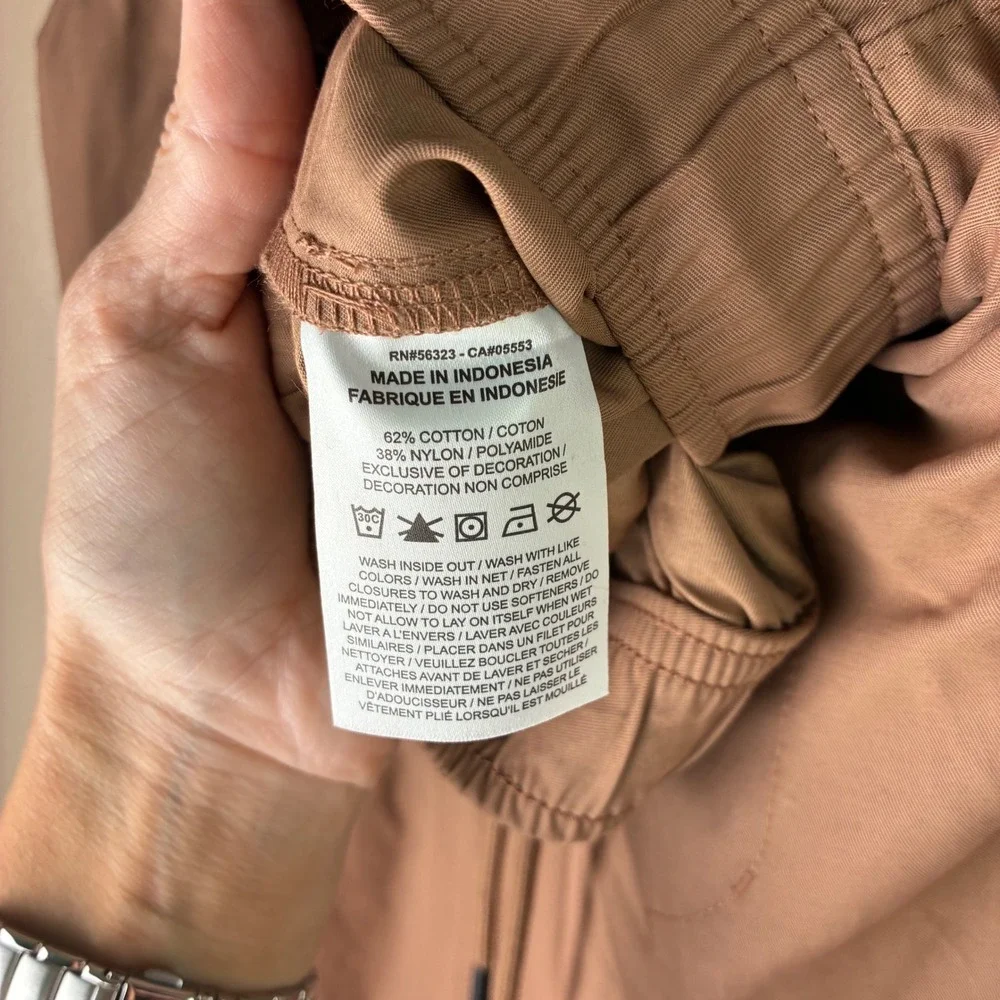 Jordan Essentials Mens Woven Cargo Pants Archeo Brown Large FN4539-223 NWOT